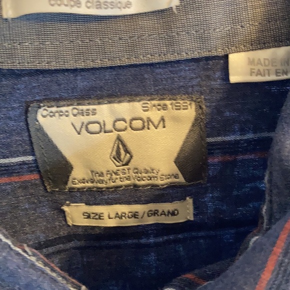 Volcom button up - Picture 3 of 3